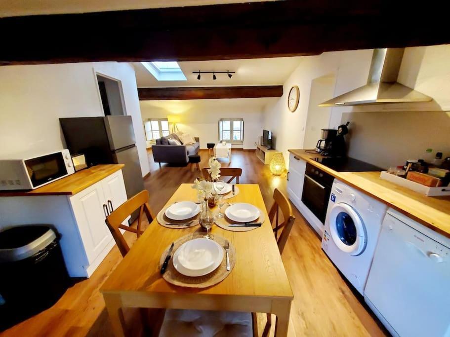 Appartement Chaleureux Au Pied De La Cite Avec Parking 卡尔卡松 外观 照片