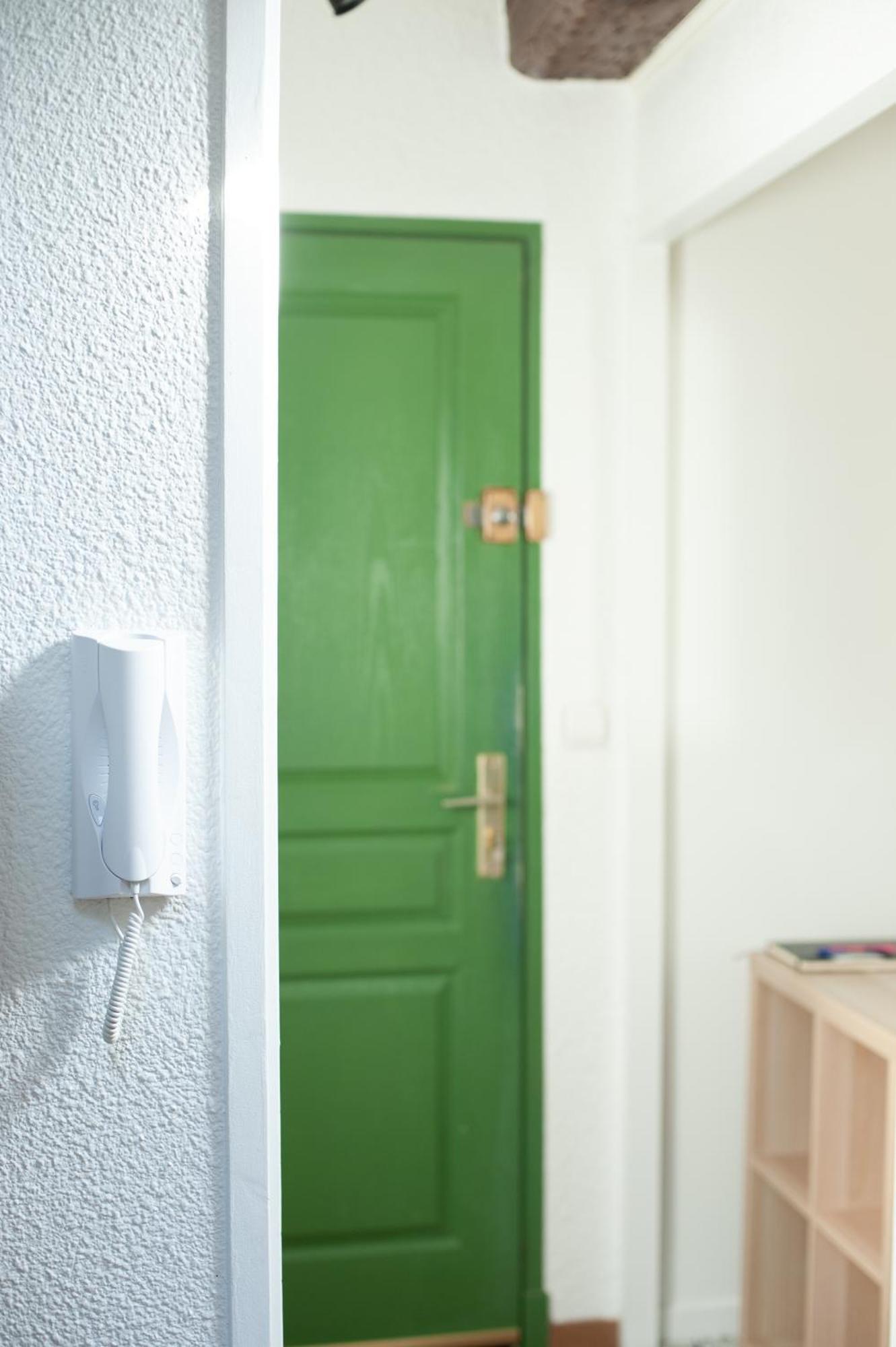 Appartement Chaleureux Au Pied De La Cite Avec Parking 卡尔卡松 外观 照片