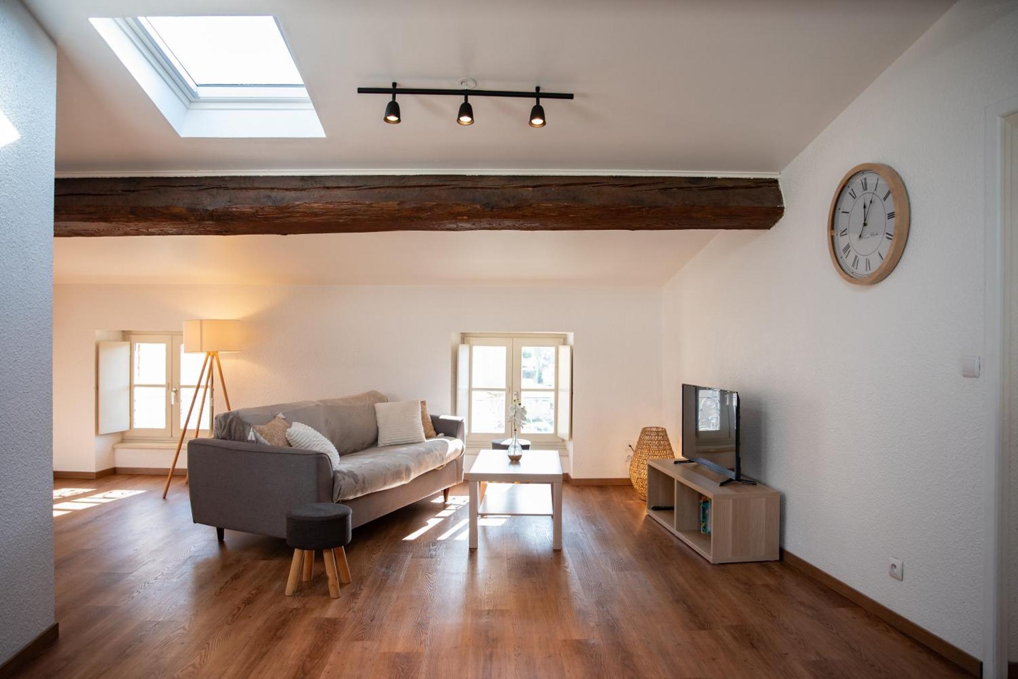 Appartement Chaleureux Au Pied De La Cite Avec Parking 卡尔卡松 外观 照片