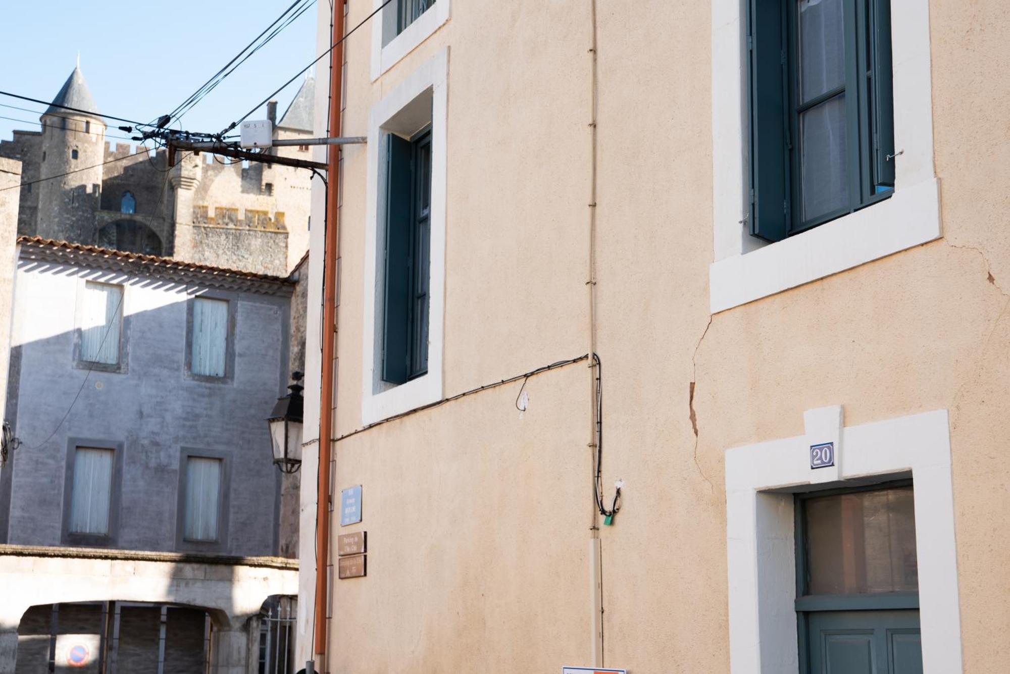 Appartement Chaleureux Au Pied De La Cite Avec Parking 卡尔卡松 外观 照片